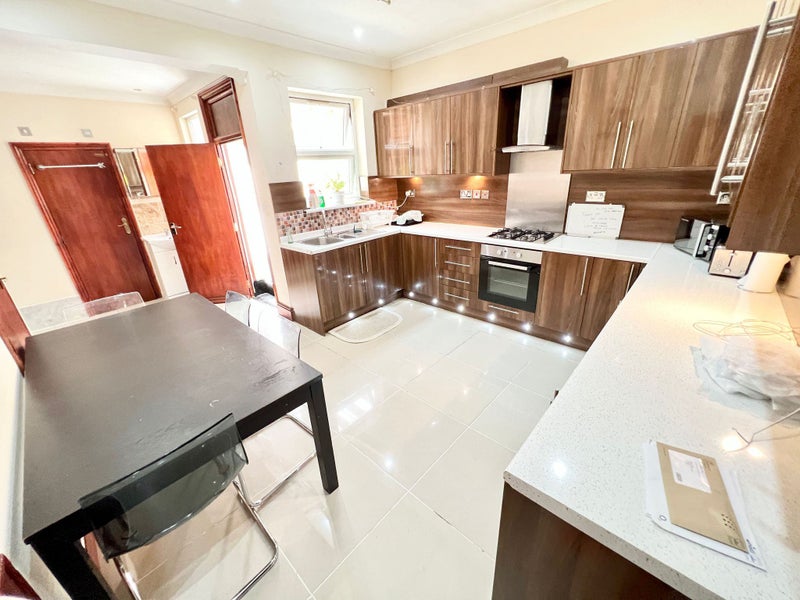 Spacious Modern Double Rooms in Leytonstone - student accommodation in Leytonstone - img_5
