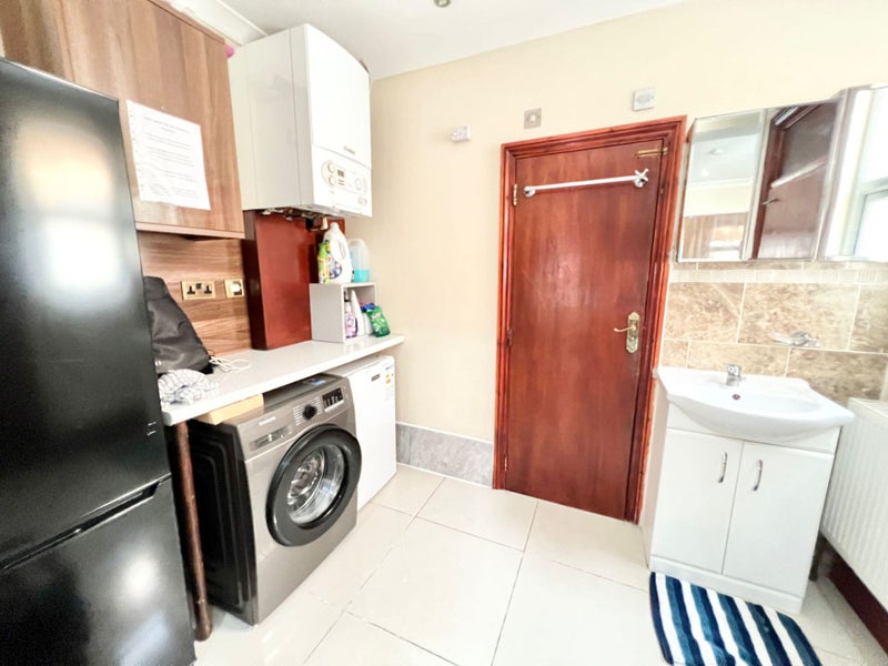 Spacious Modern Double Rooms in Leytonstone - student accommodation in Leytonstone - img_8