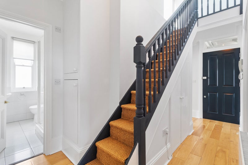 Spacious Penthouse Apartment in period property - student accommodation in Brixton - img_7