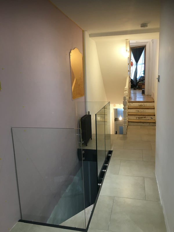 Spacious room in 3 storey Victorian house - student accommodation in Kilburn - img_5