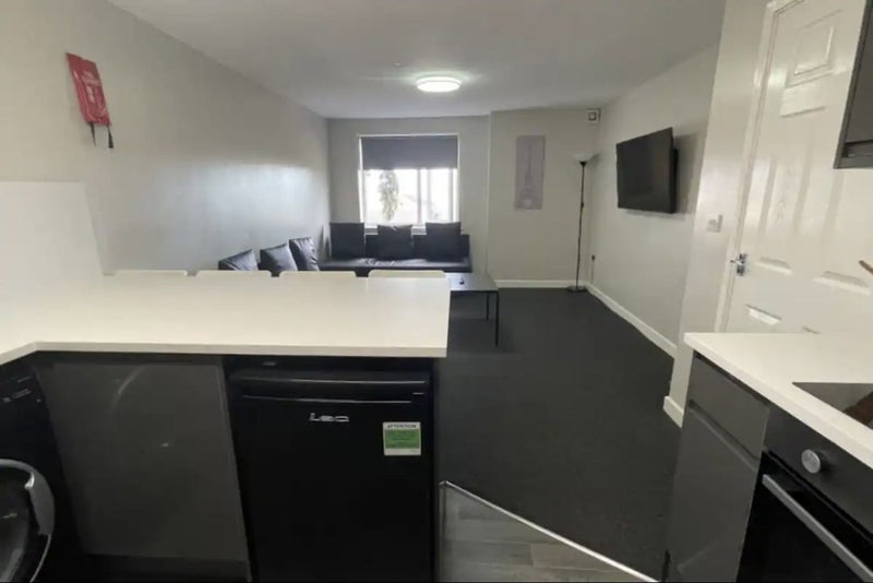 Spacious Room in Modern 2-Bedroom Apartment - student accommodation in Liverpool - img_3
