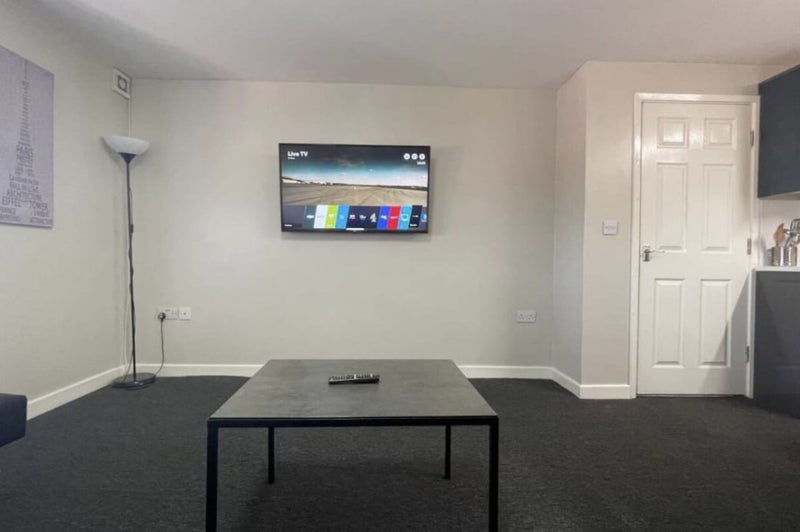 Spacious Room in Modern 2-Bedroom Apartment - student accommodation in Liverpool - img_4