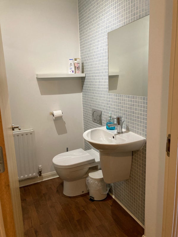 Spacious Room with Private Toilet and Great Views - student accommodation in Edinburgh - img_8