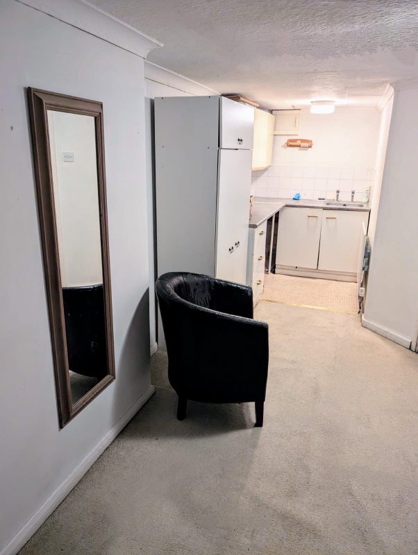 Spacious Room - student accommodation in Coldean - img_2