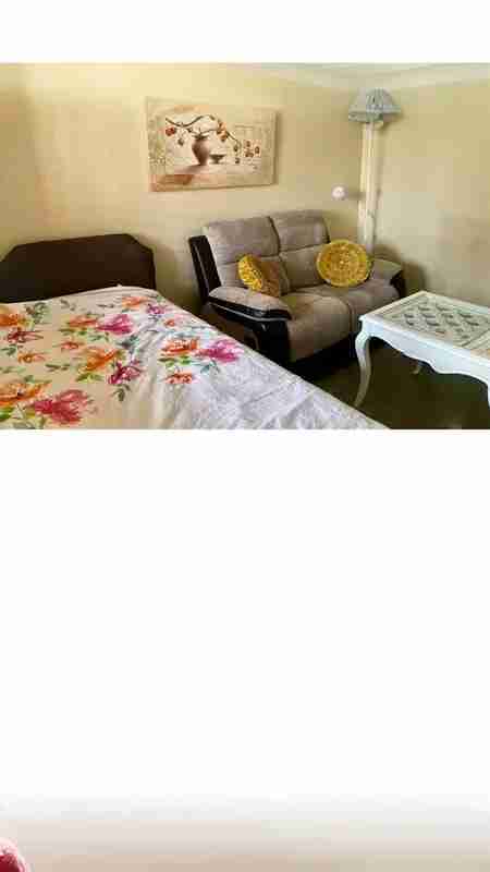 Spacious, Single Room in Beautiful Home - student accommodation in Four Oaks - img_5