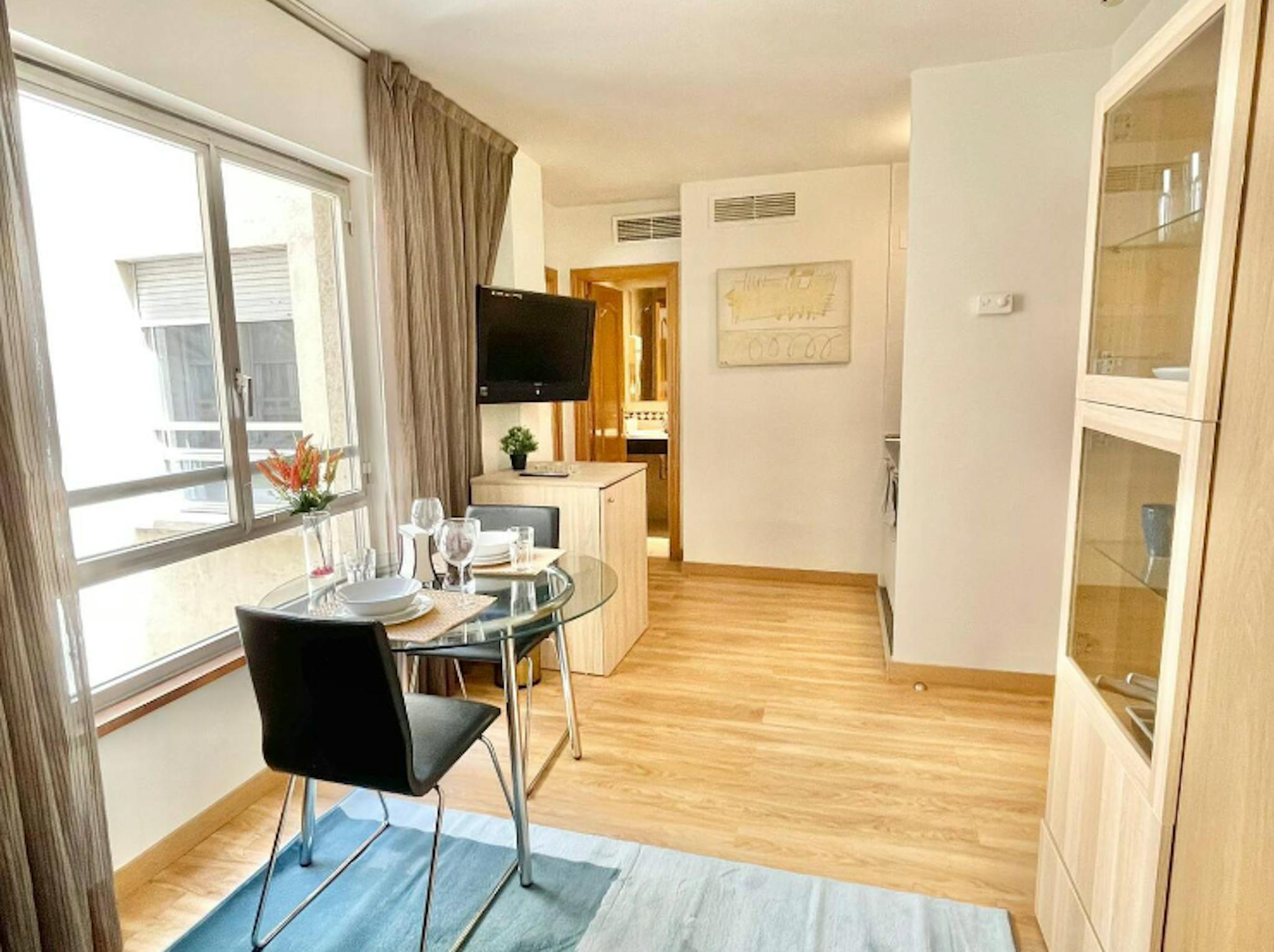 Amazing double bedroom close to Brondesbury Overground Station - student accommodation in London - img_1