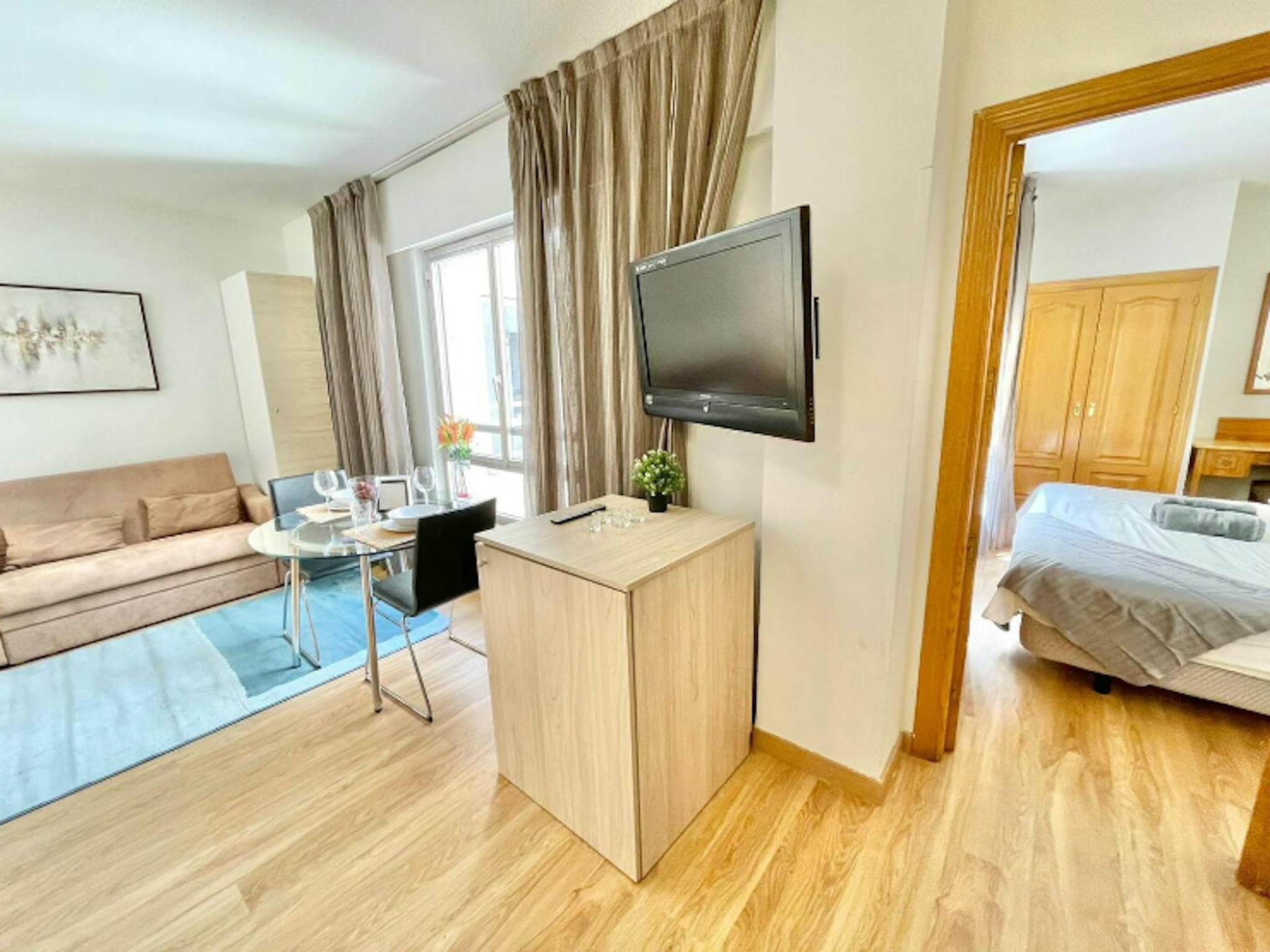 Amazing double bedroom close to Brondesbury Overground Station - student accommodation in London - img_9