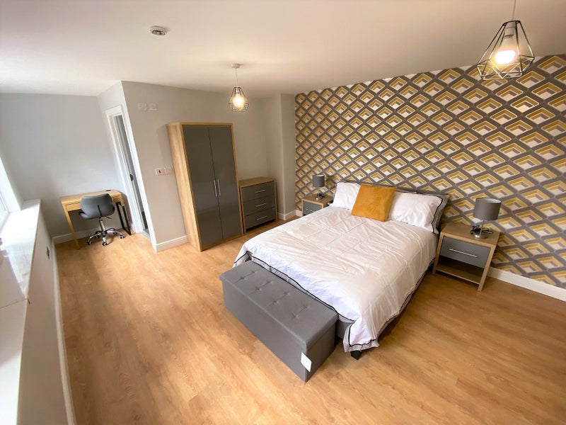 Spectacular En-Suite Room Available - student accommodation in Edgbaston - img_4