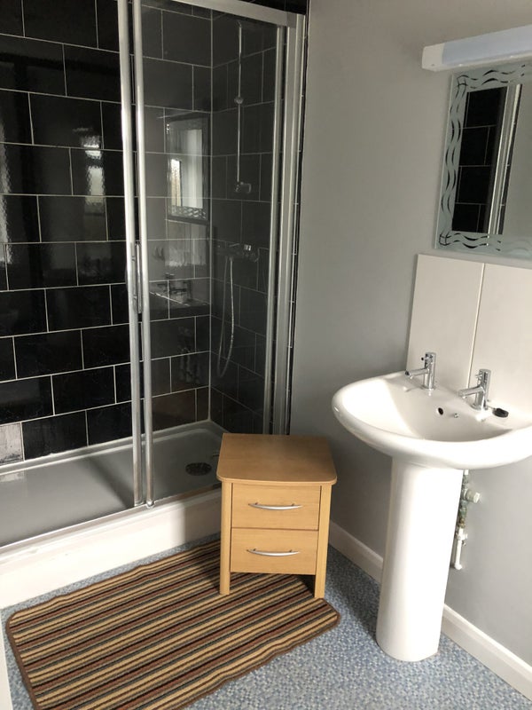 Student double en suite - student accommodation in Buckingham - img_1