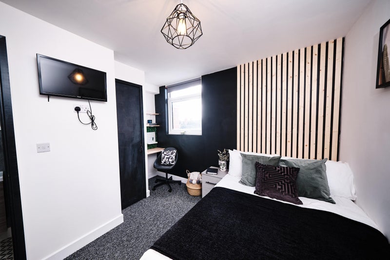 Student house available - student accommodation in Coventry - img_1