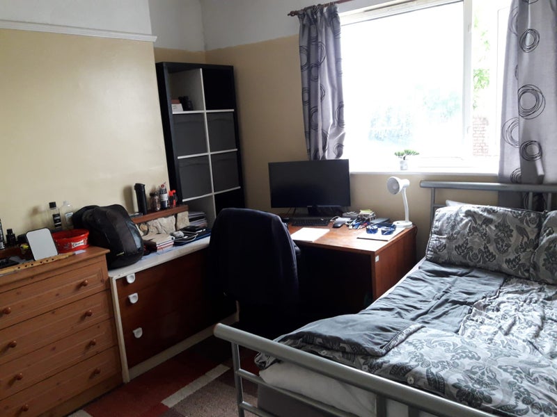 Newly Renovated Double Room Near Singleton Campus! student accommodation in Swansea - img_7