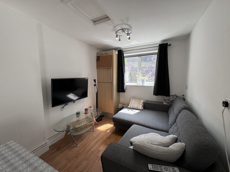 Student Room Available Sept 1St - student accommodation in Plymouth - img_3