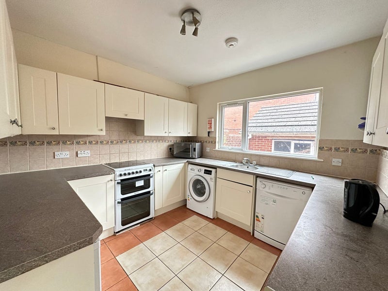 Student Rooms Available - All Inclusive Of Bills - student accommodation in Exeter - img_6