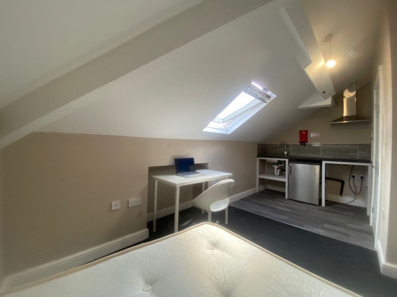 Studio available - NTU Students - student accommodation in Nottingham - img_1