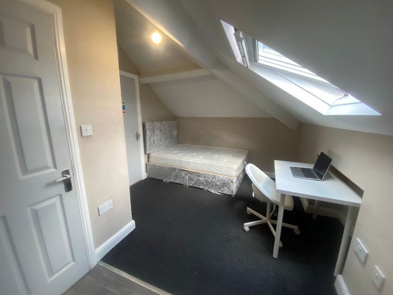 Studio available - NTU Students - student accommodation in Nottingham - img_2
