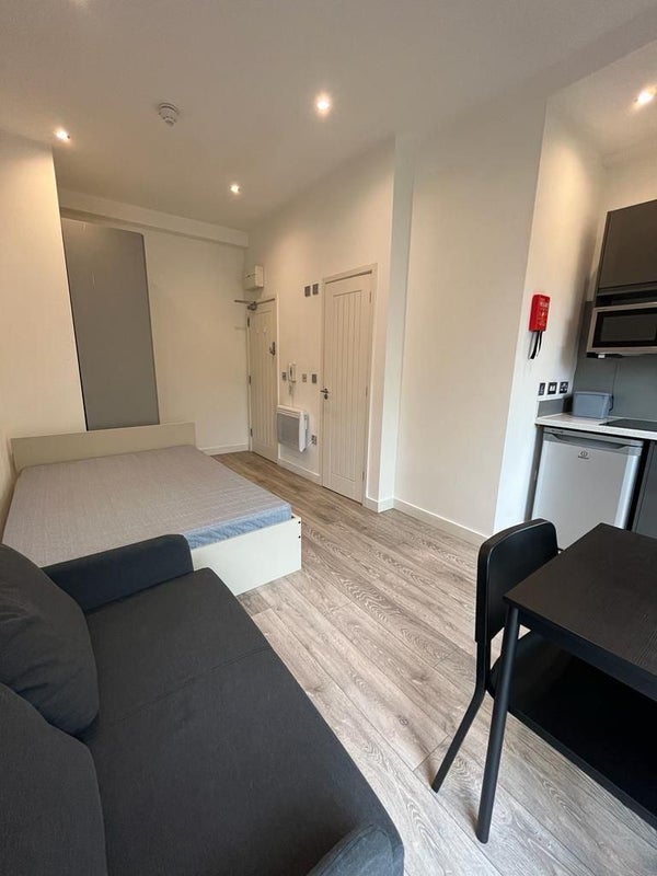 Studio flat  - Reading Centre - BILLS INCL! - student accommodation in Reading - img_6