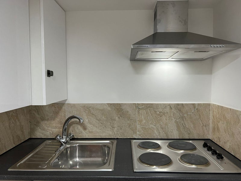 Studio to Rent - student accommodation in Sutton - img_2
