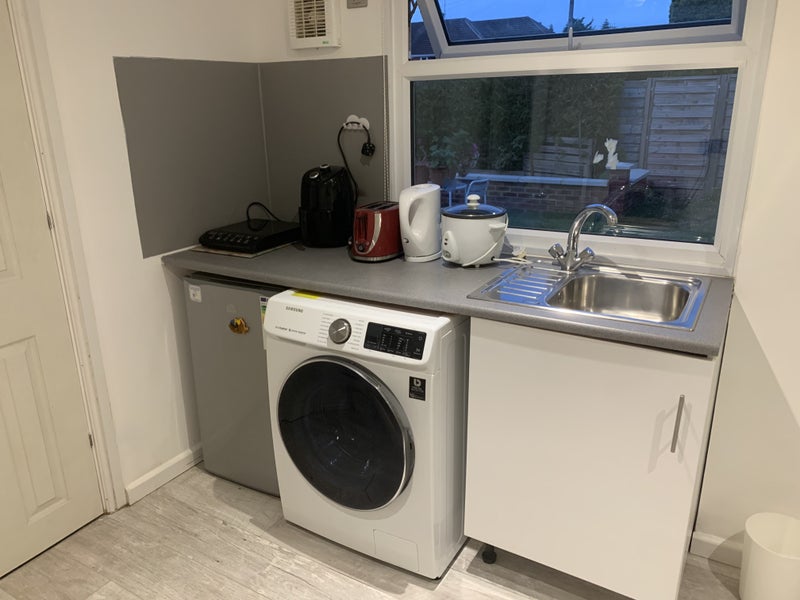Studio unit available near Peterborough Hospital - student accommodation in Peterborough - img_4