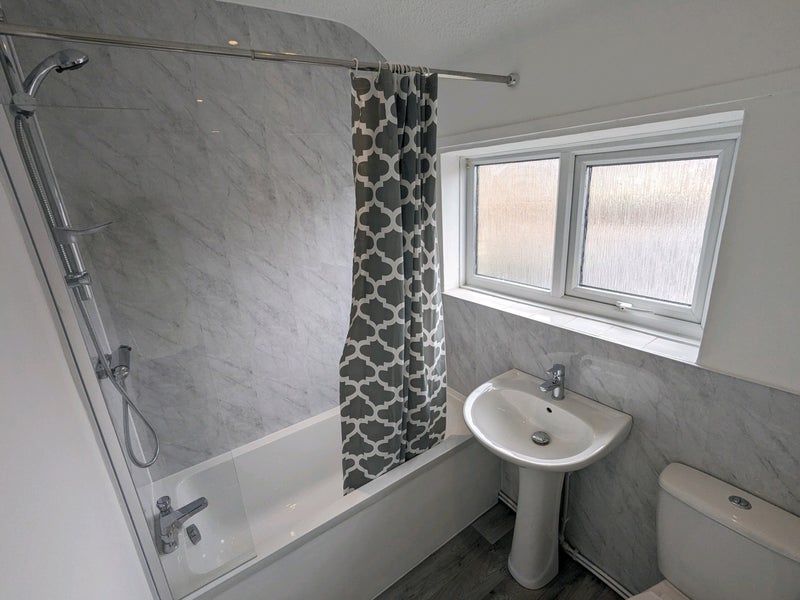 Studio with en-suite and kitchenette - student accommodation in Ashington - img_5