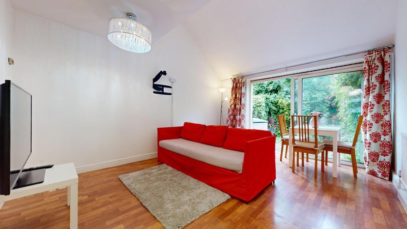 Stuning 2 Bed Maisonette In Caledonian Road - student accommodation in Caledonian Road - img_6