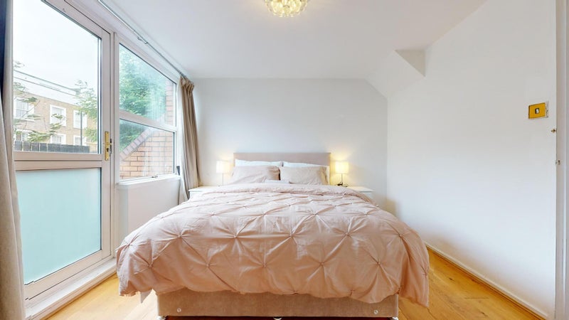 Stuning 2 Bed Maisonette In Caledonian Road - student accommodation in Caledonian Road - img_3