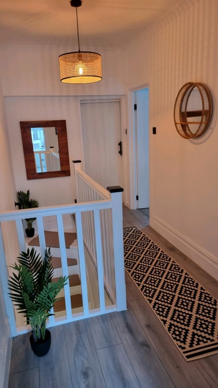 Stunning double bedroom on beautiful house - student accommodation in Pontypridd - img_6