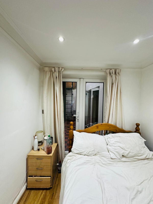 Stunning Double Rooms In Brixton - student accommodation in London SE24 - img_4