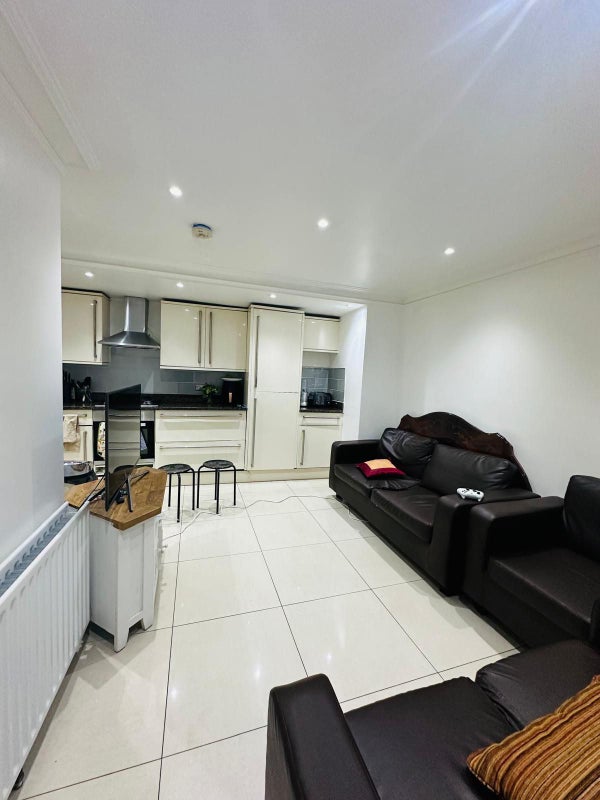Stunning Double Rooms In Brixton - student accommodation in London SE24 - img_5