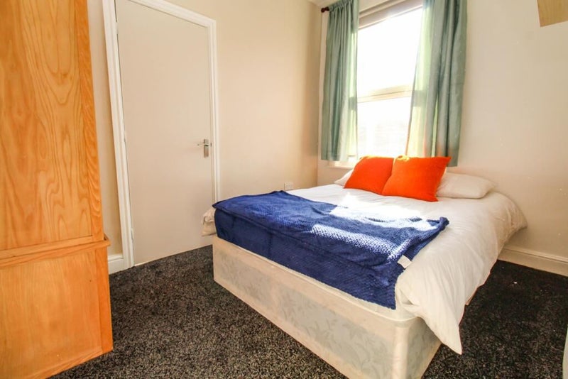 *Stunning Houseshare* Professional/Post Grad Only - student accommodation in Leeds - img_4