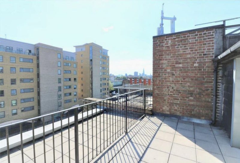 Stunning penthouse - student accommodation in Limehouse - img_4