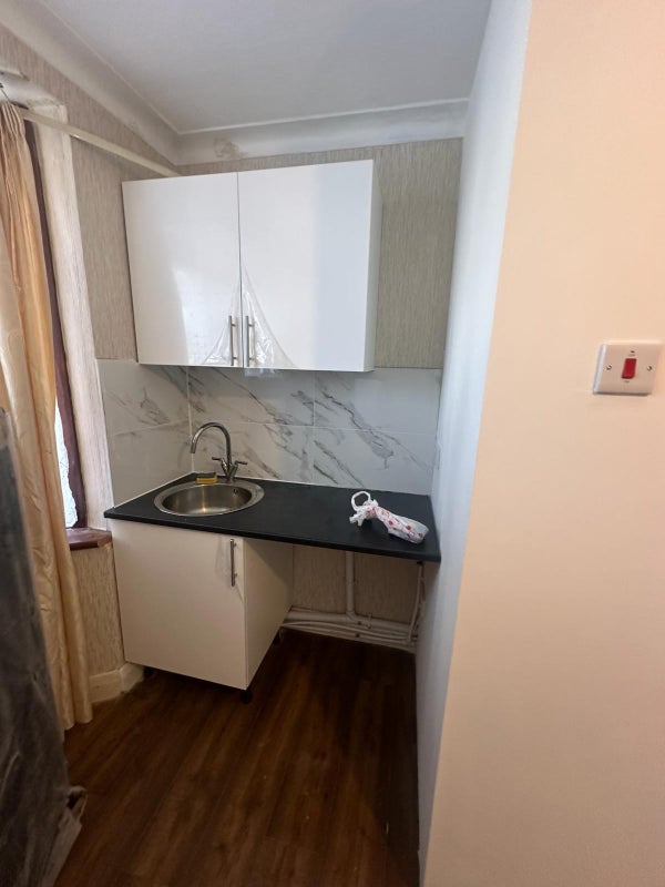 Stunning Studio Flat to rent in Colindale NW9 - student accommodation in Colindale - img_1