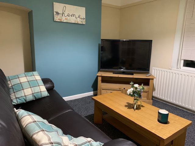 Stylish Room In Fosse Road South Available - student accommodation in Leicester - img_1