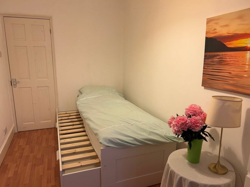 Sudbury Town - Room For Rent Single / Double - student accommodation in Greenford - img_8