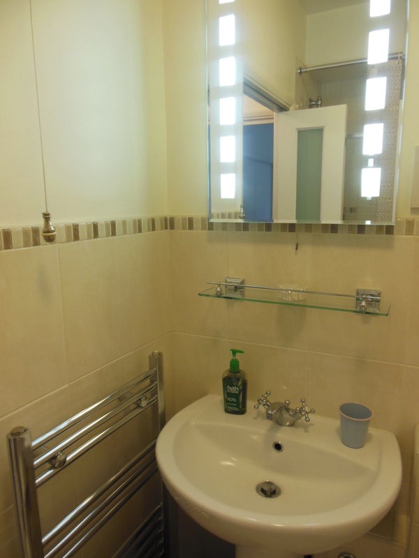Sunny Peaceful Centrally Located (5mins Victoria) - student accommodation in Pimlico - img_7