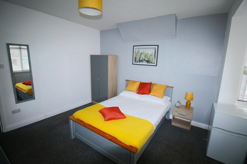 Superb Furnished Double Room To Rent - student accommodation in Lincoln - img_2
