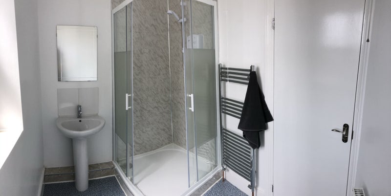 Superb room available in shared house - student accommodation in Gosport - img_4