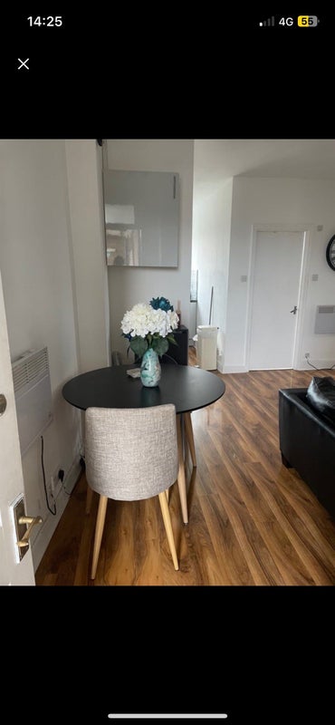 The entire 2-bedroom flat in Shepherd’s Bush - student accommodation in Shepherds Bush - img_4