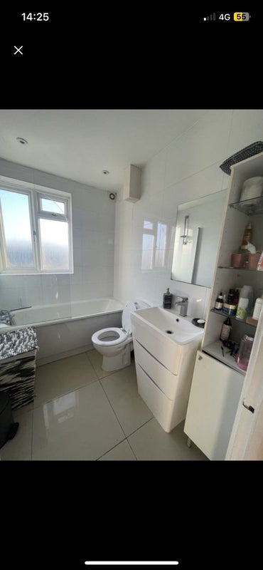 The entire 2-bedroom flat in Shepherd’s Bush - student accommodation in Shepherds Bush - img_6