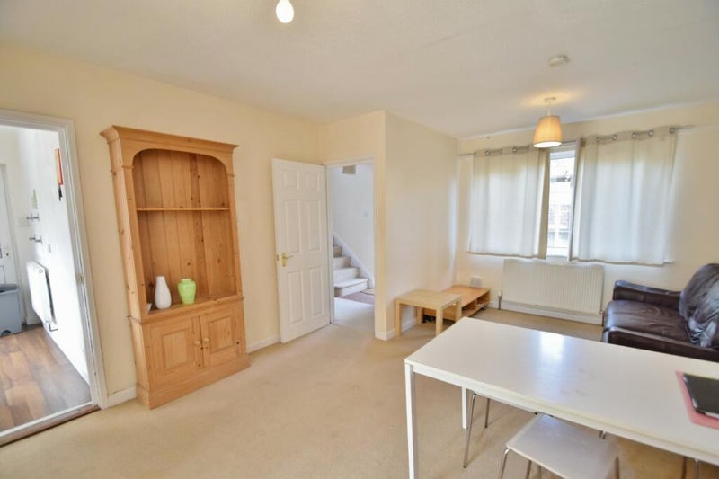 Three / Four Bedroom House Close To Romsey Road - student accommodation in Winchester - img_1