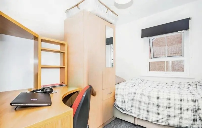 Three Lovely Rooms Available Now- Coventry - student accommodation in Coventry - img_1