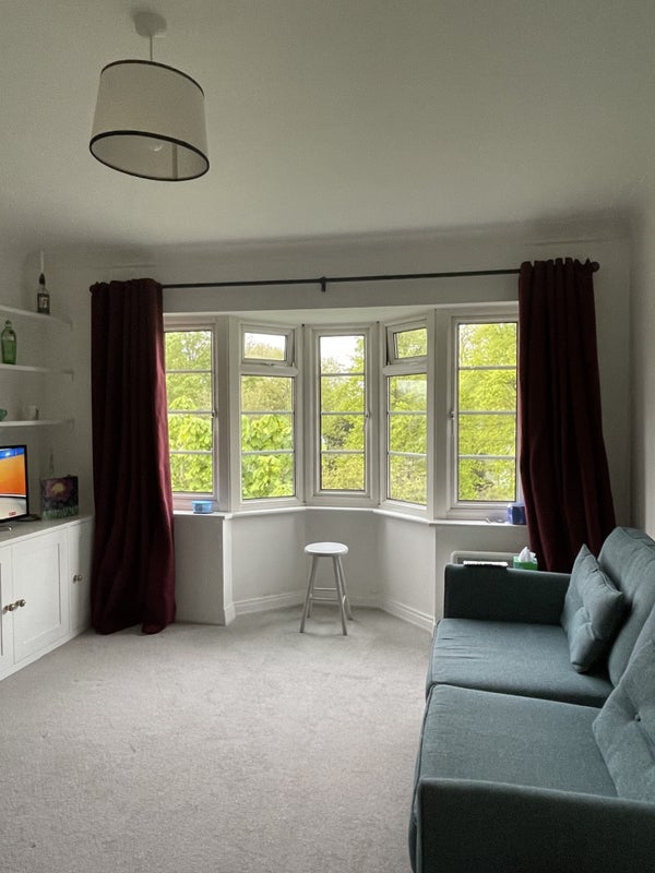 Top floor large double room overlooking Thames - student accommodation in Kingston Upon Thames - img_2