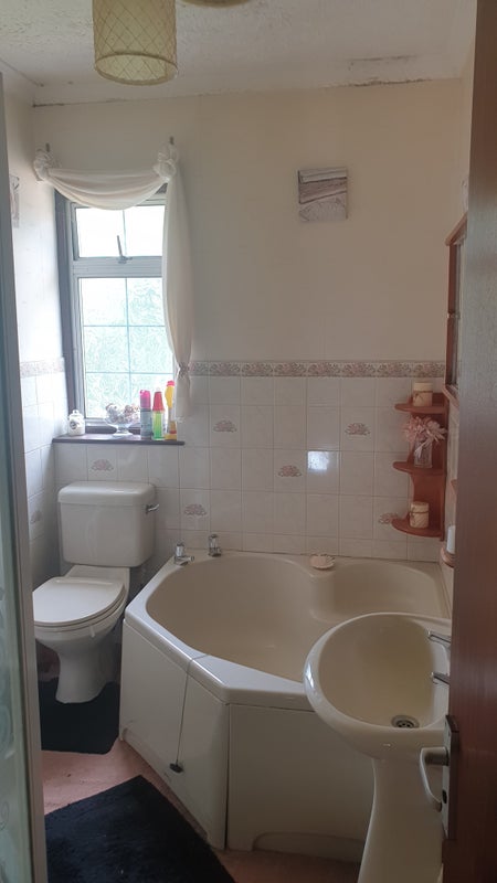 Two beautiful double rooms to rent - student accommodation in Efailwen - img_3