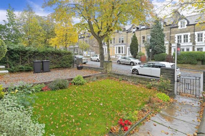 Two double rooms in Victorian town centre house - student accommodation in Harrogate - img_6