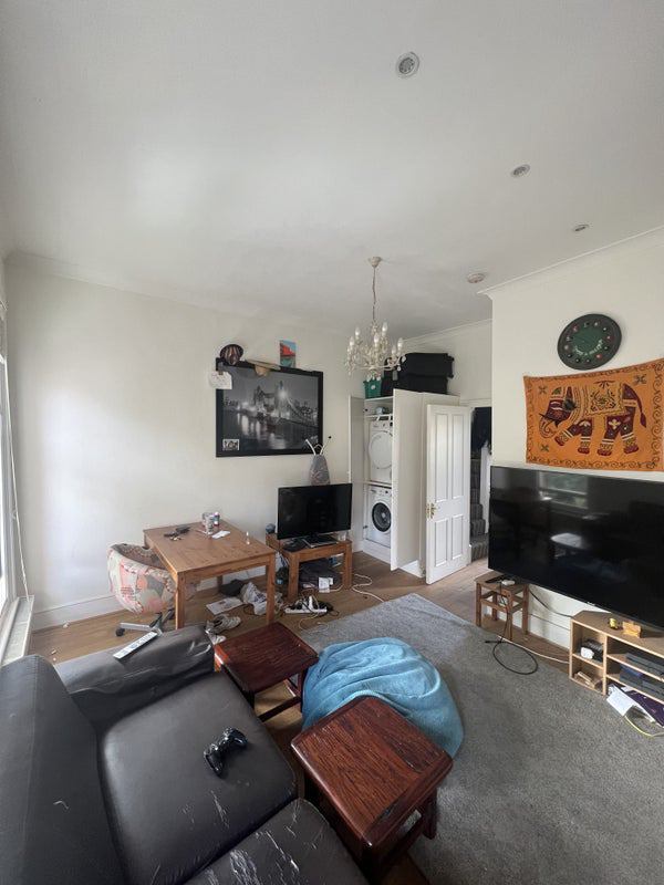 Two Ensuite Bedrooms - 10 mins from Central Line - student accommodation in Brook Green - img_3