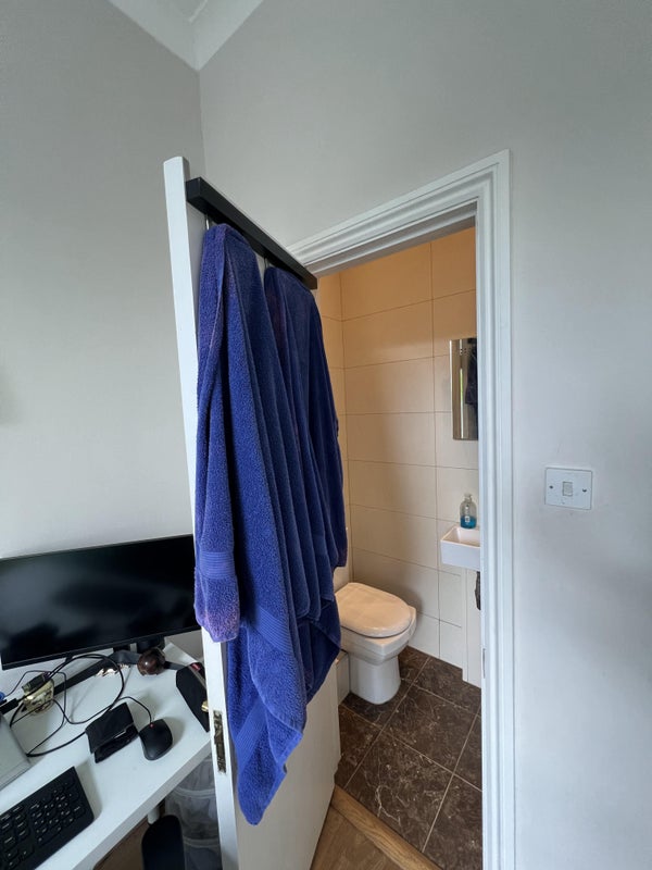 Two Ensuite Bedrooms - 10 mins from Central Line - student accommodation in Brook Green - img_6