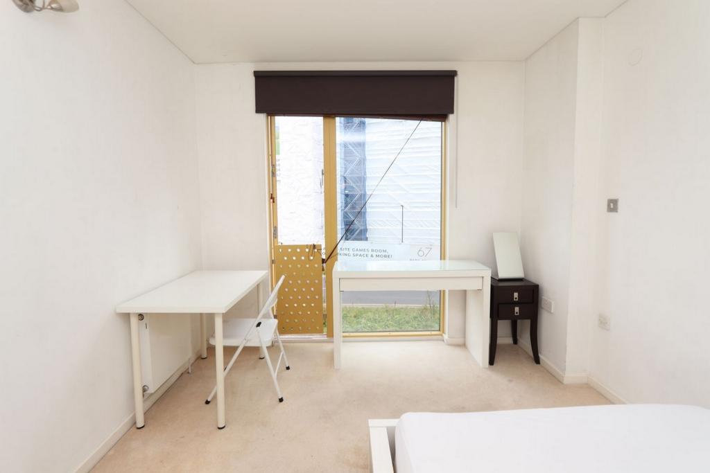 Bright double bedroom close to Westcombe Park train station - student accommodation in London - img_7
