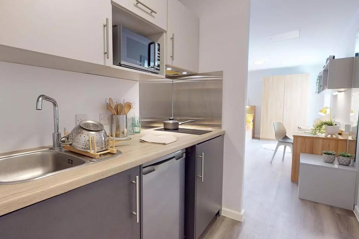 Bronze Studio Premium - student accommodation in London - img_31