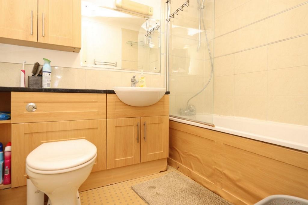 Compact double bedroom near Mudchute Park and Farm - student accommodation in London - img_11