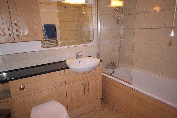 Compact double bedroom near Mudchute Park and Farm - student accommodation in London - img_10