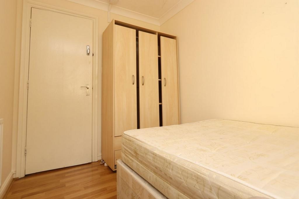 Compact double bedroom near Mudchute Park and Farm - student accommodation in London - img_5